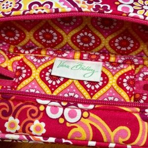 NWT Vera Bradley Raspberry Fizz sunglasses case